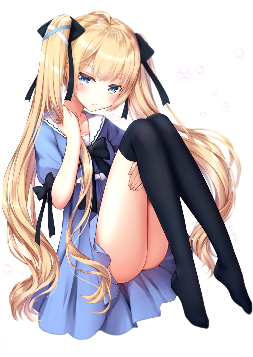 1girl absurdres ass bangs black_bow black_legwear black_ribbon blonde_hair blue_dress blue_eyes blush bow bowtie closed_mouth collared_dress dress feet full_body hair_ribbon hand_up highres holding holding_hair knees_up leg_hug long_hair looking_at_viewer no_shoes omoomomo original over-kneehighs pleated_dress puffy_short_sleeves puffy_sleeves ribbon short_sleeves simple_background solo thigh-highs thighs twintails very_long_hair white_background
