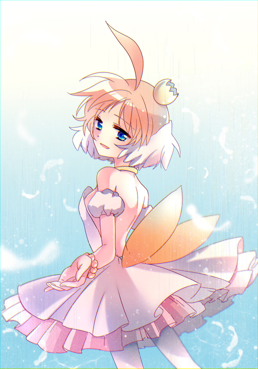 1girl absurdres ahoge backless_dress backless_outfit ballerina bead_bracelet beads blue_background blue_eyes bracelet crown dress feathers highres huge_ahoge jewelry looking_at_viewer necklace open_mouth princess_tutu princess_tutu_(character) short_hair solo suzuki_(2red_moon3)