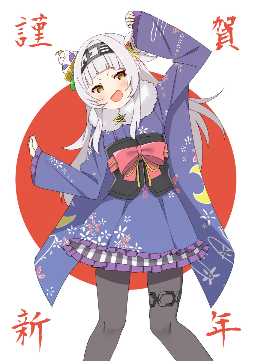 1girl arched_bangs black_pantyhose blush commentary_request feet_out_of_frame frilled_sleeves frills fur_scarf grey_hair hair_bun hands_up highres hololive imosato_(imosato555) japanese_clothes kagami_mochi kimono long_hair long_sleeves looking_at_viewer mochi_hair_ornament murasaki_shion murasaki_shion_(new_year) new_year obi official_alternate_costume open_mouth pantyhose pentagram print_kimono purple_kimono sash short_kimono side_up_bun sidelocks single_side_bun smile solo standing thighlet translation_request v-shaped_eyebrows virtual_youtuber wide_sleeves yellow_eyes