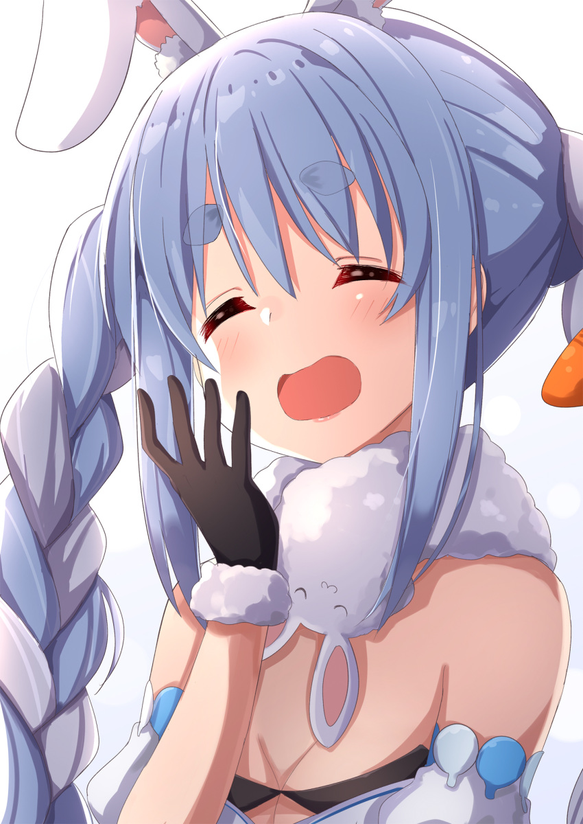 1girl ame. animal_ear_fluff animal_ears bangs bare_shoulders black_gloves blue_hair blush braid breasts carrot_hair_ornament closed_eyes commentary_request detached_sleeves don-chan_(hololive) eyebrows_visible_through_hair food_themed_hair_ornament fur-trimmed_gloves fur_trim gloves grey_hair hair_between_eyes hair_ornament hand_up highres hololive long_hair multicolored_hair open_mouth puffy_short_sleeves puffy_sleeves rabbit_ears short_eyebrows short_sleeves simple_background small_breasts thick_eyebrows twin_braids twintails two-tone_hair upper_body usada_pekora virtual_youtuber white_background white_sleeves yawning