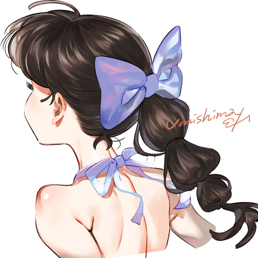 1girl bangs bare_back bare_shoulders black_hair blue_bow blue_ribbon bow facing_away from_behind hair_bow highres long_hair original ponytail ribbon signature simple_background solo umishima_senbon upper_teeth white_background