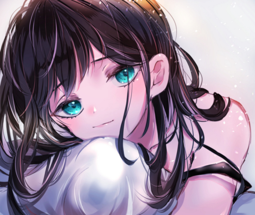 1girl bangs bare_shoulders beni_ttt black_hair collarbone commentary_request dot_nose face green_eyes grey_background highres long_hair looking_at_viewer original smile solo