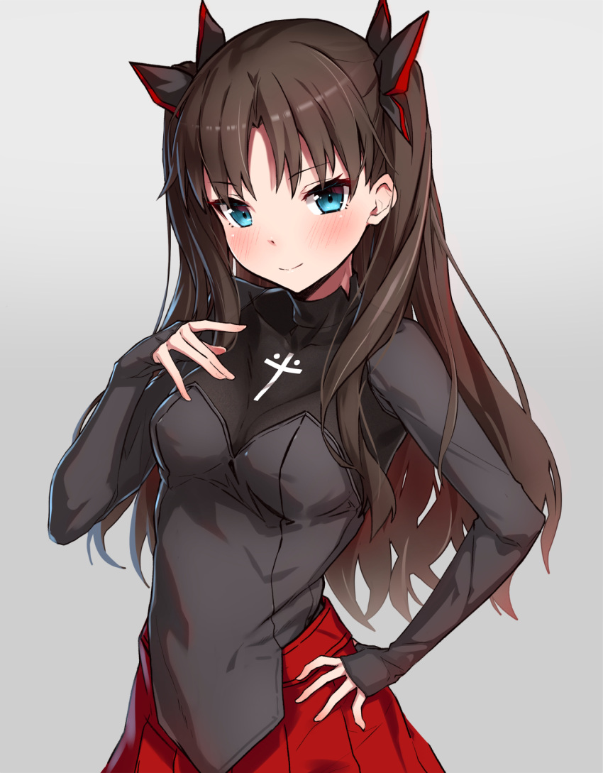 &gt;:) 1girl bangs black_bow black_shirt blush bow breasts brown_hair closed_mouth commentary_request cowboy_shot eyebrows_visible_through_hair fate/extra fate/extra_record fate_(series) grey_background hair_bow hand_on_hip hand_up highres long_hair long_sleeves looking_at_viewer medium_breasts parted_bangs red_skirt shirt simple_background skirt sleeves_past_wrists smile solo takanashi_kei_(hitsujikan) tohsaka_rin two_side_up very_long_hair