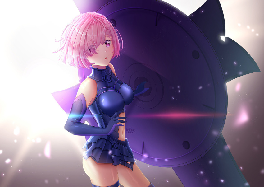 1girl armored_leotard artist_name ass bangs black_gloves blue_leotard breasts breasts_apart cowboy_shot elbow_gloves eyebrows_visible_through_hair eyes_visible_through_hair fate/grand_order fate_(series) gloves hair_between_eyes highres leotard mash_kyrielight medium_breasts midriff navel orihimestudio parted_lips pink_hair shiny shiny_hair shiny_skin short_hair solo standing stomach stomach_cutout thigh_strap violet_eyes watermark