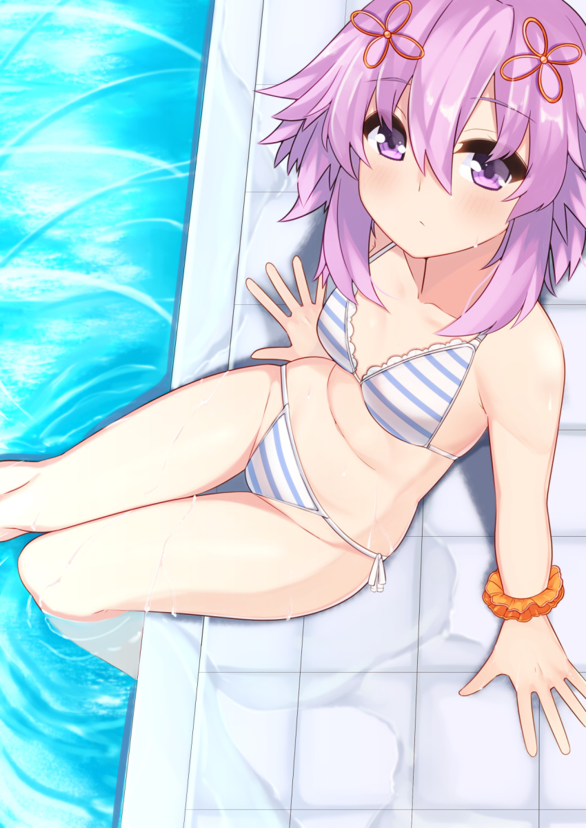 1girl blush breasts dura eyebrows_visible_through_hair hair_ornament highres looking_at_viewer navel neptune_(neptune_series) neptune_(series) purple_hair short_hair small_breasts smile solo swimsuit violet_eyes