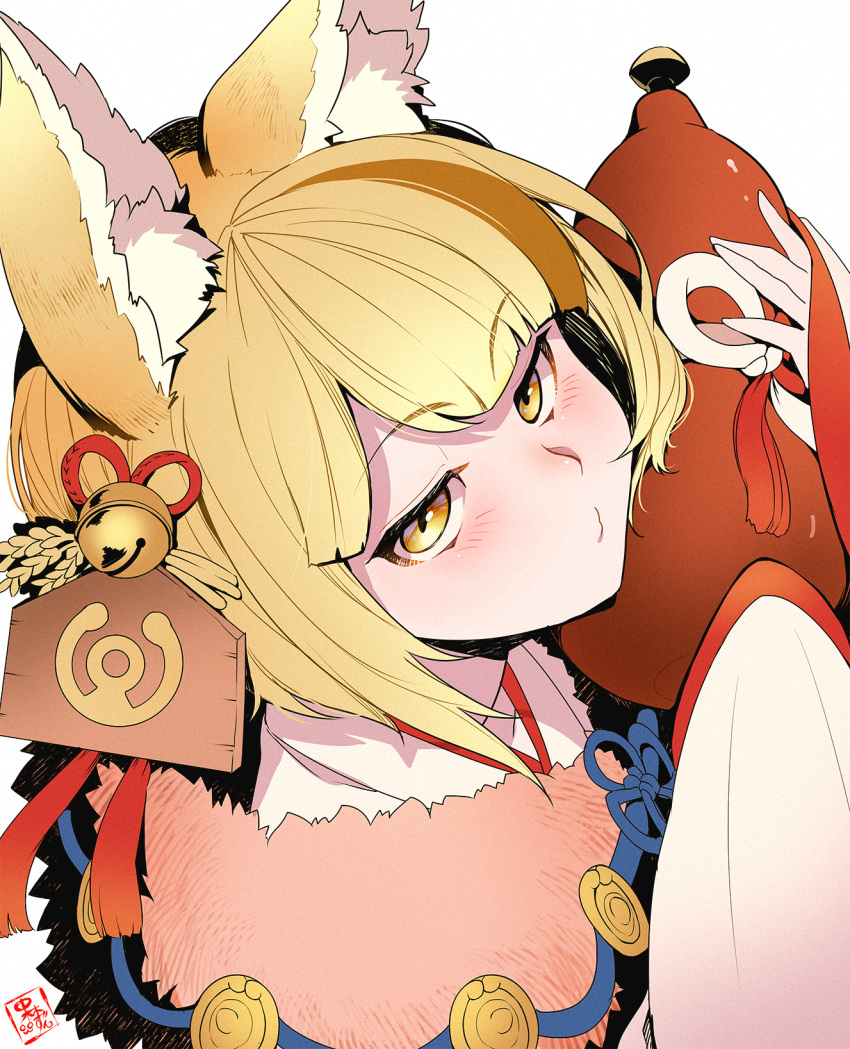 1girl animal_ear_fluff animal_ears bell blonde_hair closed_mouth commentary_request fire_emblem fox_ears fox_girl hair_bell hair_ornament highres holding_gourd japanese_clothes kimono long_sleeves looking_at_viewer nakabayashi_zun pursed_lips selkie_(fire_emblem) selkie_(new_year)_(fire_emblem) short_hair simple_background sleeves_past_wrists solo upper_body white_background yellow_eyes