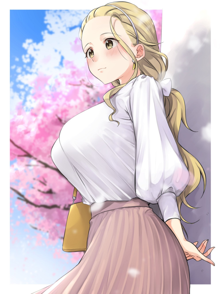 1girl arms_behind_back bag blonde_hair blue_sky blush bow breasts cherry_blossoms closed_mouth commentary_request earrings falling_petals from_below hair_bow hairband handbag highres jewelry komekueyo large_breasts long_hair long_skirt low-tied_long_hair original outdoors pink_skirt shirt single_sidelock skirt sky standing white_hairband white_shirt yellow_eyes