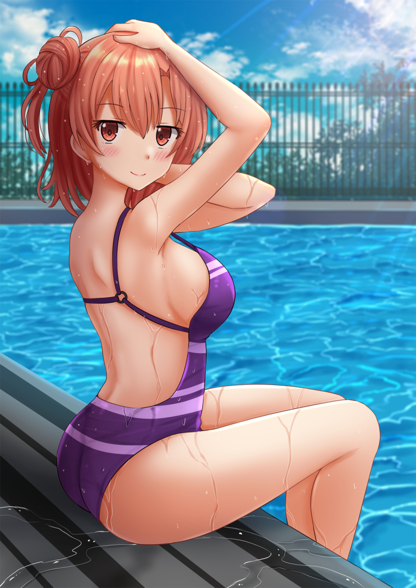 1girl arm_up ass bangs bare_legs blush breasts casual_one-piece_swimsuit closed_mouth commentary day eyebrows_visible_through_hair feet_out_of_frame fence from_side hair_bun hands_on_own_head highres kazenokaze large_breasts light_rays looking_at_viewer looking_to_the_side o-ring o-ring_swimsuit one-piece_swimsuit outdoors pool poolside purple_swimsuit red_eyes redhead revision short_hair side_bun sideboob smile soaking_feet solo strap_gap sunbeam sunlight swimsuit thighs water wet yahari_ore_no_seishun_lovecome_wa_machigatteiru. yuigahama_yui