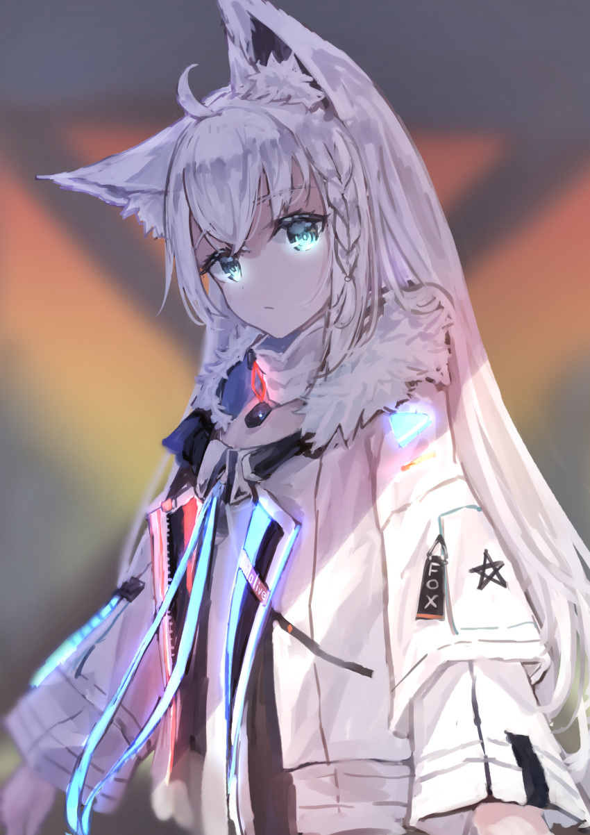 absurdres ahoge animal_ears bangs braid commentary_request detached_collar dog_tags eyebrows_visible_through_hair fox_ears fox_girl green_eyes hair_between_eyes highres hololive jacket long_hair long_sleeves looking_at_viewer open_clothes open_jacket shirakami_fubuki sidelocks single_braid virtual_youtuber white_hair white_jacket yu_hydra