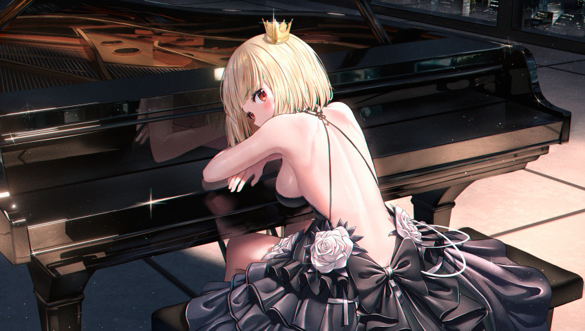 1girl absurdres back backless_dress backless_outfit bangs bare_arms bare_shoulders black_dress blonde_hair blush breasts building commentary commission covered_mouth crown dress eyebrows_visible_through_hair flower from_behind grand_piano highres indoors instrument layered_dress looking_at_viewer looking_back medium_breasts mini_crown nay night original piano piano_bench pleated_dress red_eyes reflection rose short_hair sideboob sitting skyscraper solo tilted_headwear white_flower white_rose window
