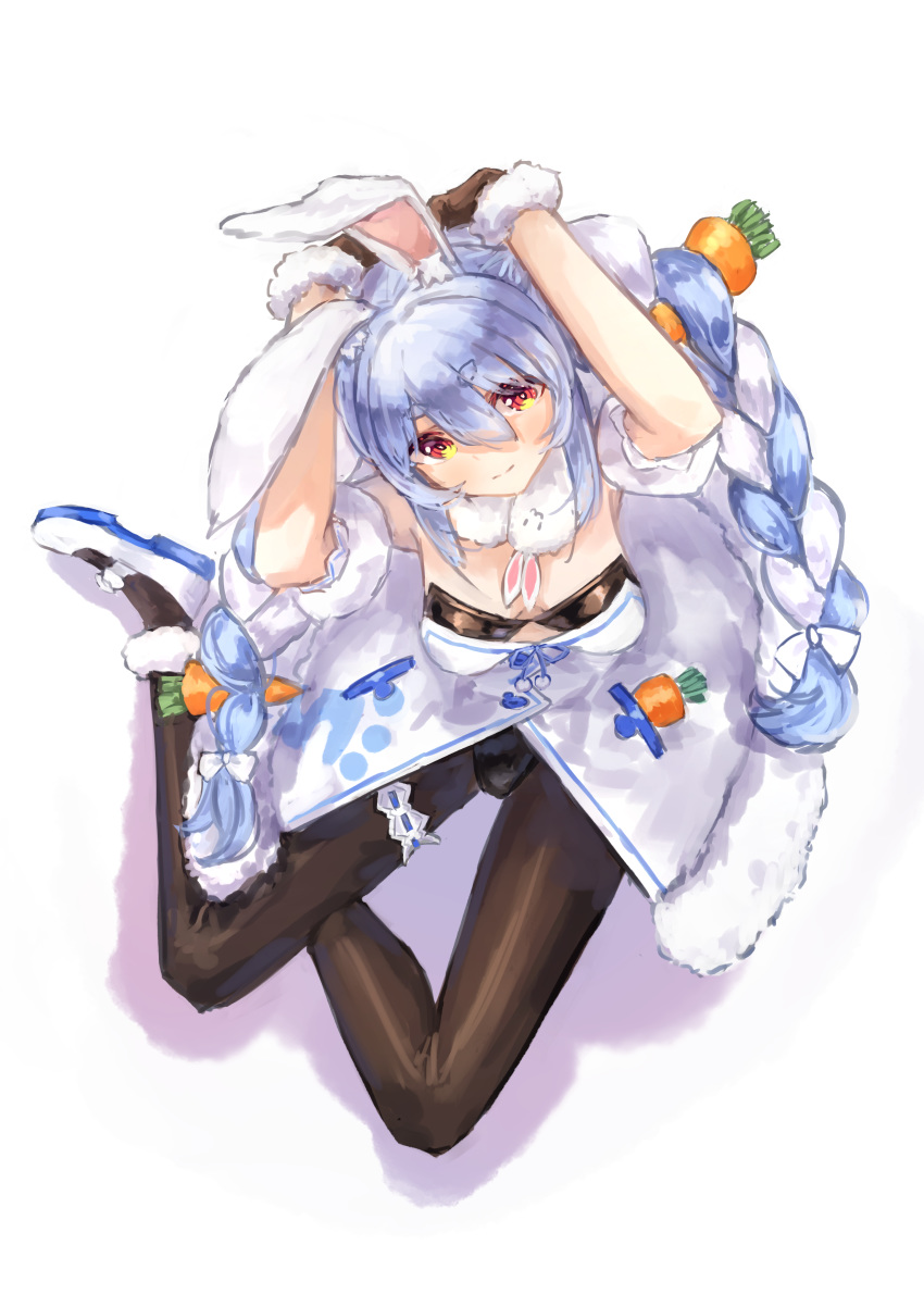 1girl absurdres animal_ears bangs black_gloves black_legwear blue_hair braid breasts bunny_girl bunnysuit carrot commentary don-chan_(hololive) dress eyebrows_visible_through_hair gloves hair_between_eyes hand_on_head highres hololive looking_at_viewer medium_breasts multicolored_hair pantyhose rabbit_ears red_eyes sidelocks simple_background sitting solo thigh_strap twin_braids two-tone_hair usada_pekora virtual_youtuber white_background white_dress white_hair yu_hydra