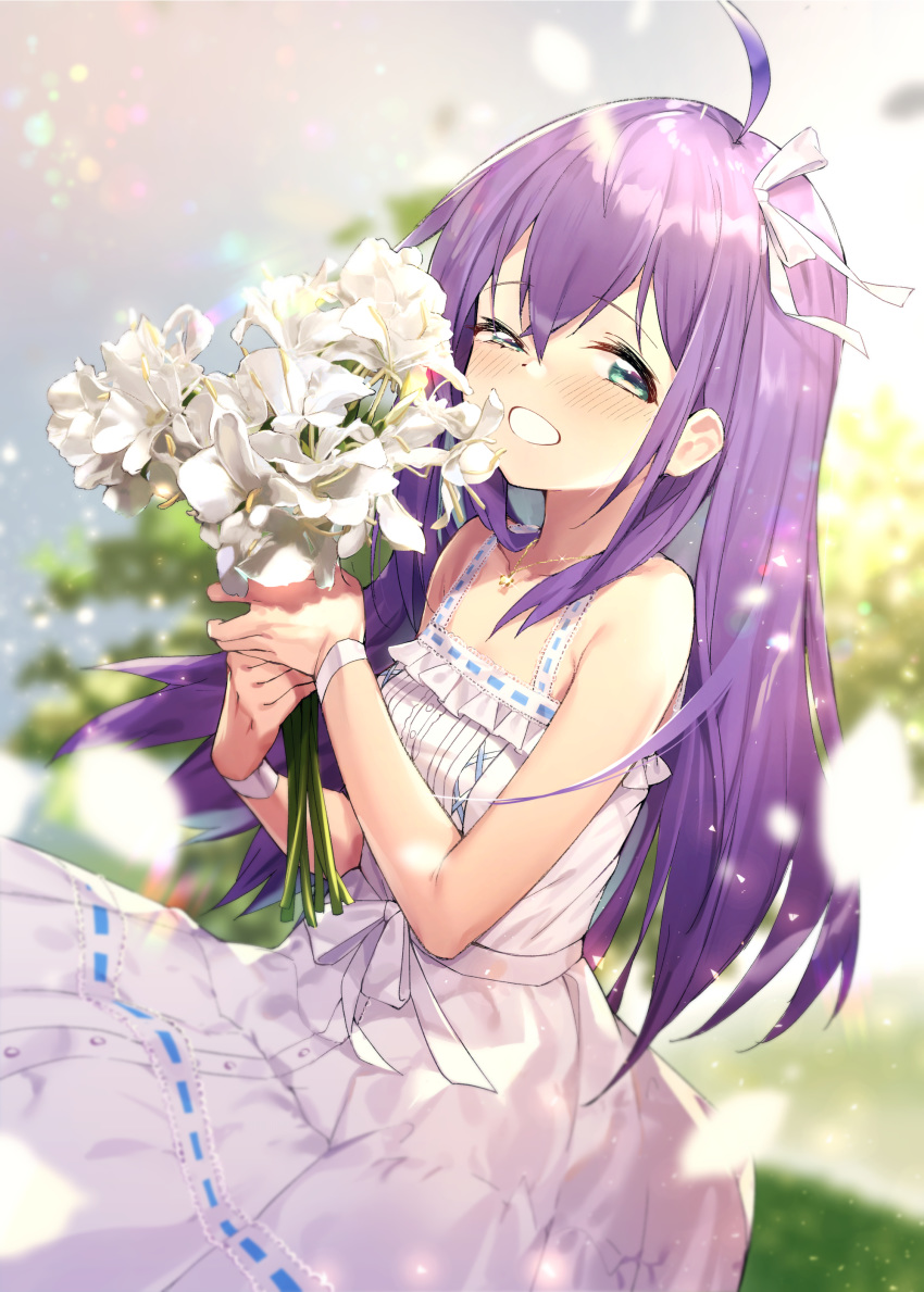 1girl absurdres ahoge aqua_eyes bangs bare_arms bare_shoulders blue_ribbon blurry blurry_background blush bouquet buttons commentary cowboy_shot crossed_bangs day dress eyebrows_visible_through_hair flower frilled_dress frills glint grin hair_between_eyes hair_ribbon half-closed_eyes hands_up highres holding holding_bouquet idolmaster idolmaster_million_live! idolmaster_million_live!_theater_days jewelry lens_flare light_particles lily_(flower) long_hair looking_at_viewer looking_to_the_side mochizuki_anna necklace outdoors pendant purple_hair ribbon ribbon-trimmed_dress ribbon_trim shennai_misha shiny shiny_hair sleeveless sleeveless_dress smile solo standing sundress symbol_commentary uneven_eyes white_dress white_flower white_ribbon wristband