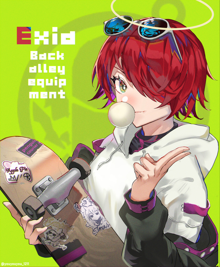 1girl absurdres alternate_costume arknights bangs bubble_blowing casual commentary_request drawstring exusiai_(arknights) eyewear_on_head green_background hair_over_one_eye halo hand_up highres holding huge_filesize long_sleeves looking_at_viewer partial_commentary redhead short_hair skateboard smile solo sunglasses upper_body white_hoodie youyouyou_1211