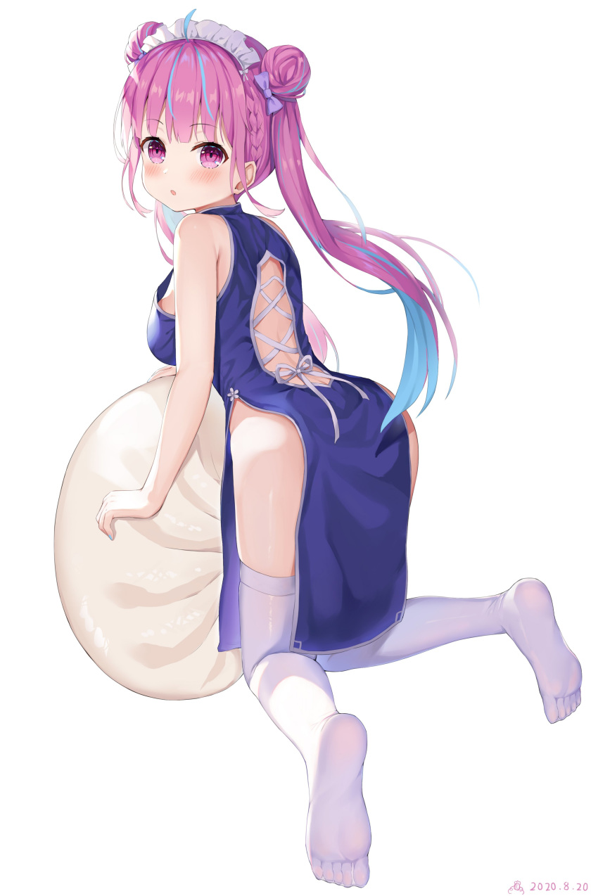 1girl absurdres ahoge arched_back ass back_cutout baozi bare_arms bare_shoulders blue_dress braid breasts china_dress chinese_clothes double_bun dress feet food from_behind headdress highres hokori_sakuni hololive long_hair looking_at_viewer looking_back medium_breasts minato_aqua multicolored_hair no_panties no_shoes parted_lips pelvic_curtain purple_hair simple_background sleeveless sleeveless_dress solo streaked_hair thigh-highs thighs twintails two-tone_hair violet_eyes virtual_youtuber white_background white_legwear