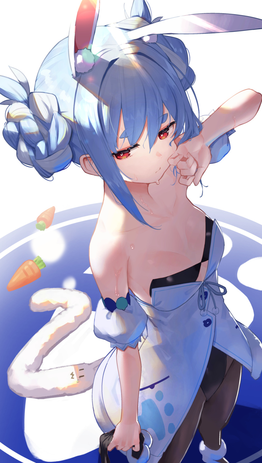 1girl absurdres animal_ear_fluff animal_ears bangs bare_shoulders black_legwear black_leotard blue_hair braid breasts carrot closed_mouth collarbone commentary_request detached_sleeves don-chan_(hololive) double_bun dress eyebrows_visible_through_hair fur-trimmed_dress fur_trim hair_between_eyes hair_intakes hand_up highres hololive leotard multicolored_hair pantyhose puffy_short_sleeves puffy_sleeves rabbit_ears red_eyes short_eyebrows short_sleeves small_breasts strapless strapless_dress strapless_leotard sukocchi sweat thick_eyebrows two-tone_hair usada_pekora virtual_youtuber white_dress white_hair white_sleeves