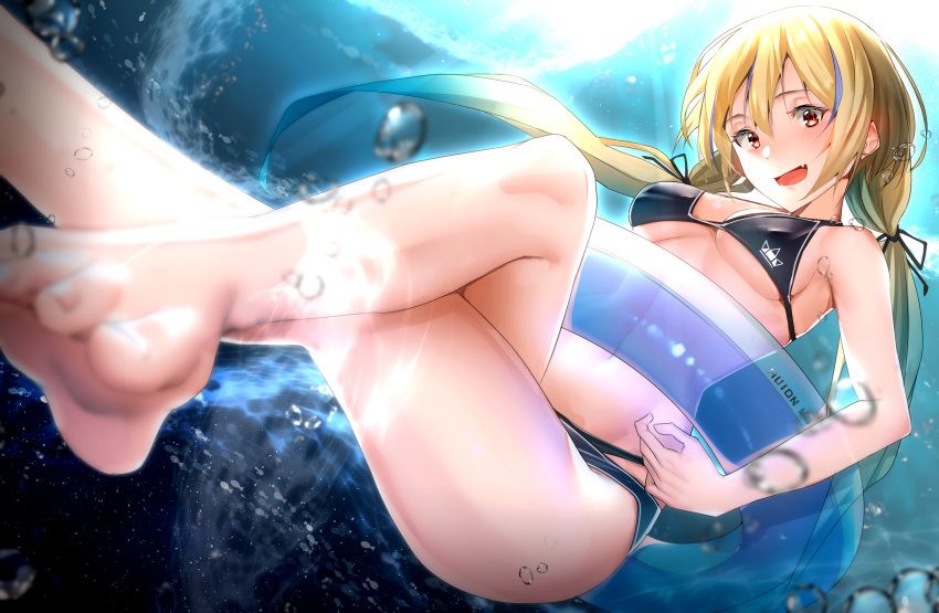 1girl :d ass barefoot bikini black_bikini blonde_hair blue_hair breasts fang feet_out_of_frame highres long_hair looking_at_viewer low_twintails medium_breasts multicolored_hair open_mouth original pallad red_eyes sideboob smile solo streaked_hair swimsuit twintails under_boob underwater
