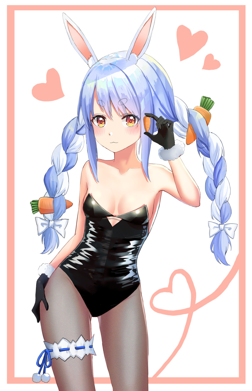 1girl :3 absurdres alternate_costume animal_ears bangs bare_shoulders black_gloves black_leotard blue_hair blush bow braid breasts bunny_girl bunnysuit carrot closed_mouth collarbone commentary_request contrapposto cowboy_shot eyebrows_visible_through_hair food gloves hair_ornament hand_on_hip hand_up heart highres holding holding_food hololive leg_garter leotard long_hair looking_at_viewer multicolored_hair orange_eyes rabbit_ears small_breasts solo standing strapless strapless_leotard thick_eyebrows twin_braids two-tone_hair uro_(sklo6644) usada_pekora virtual_youtuber white_background white_bow