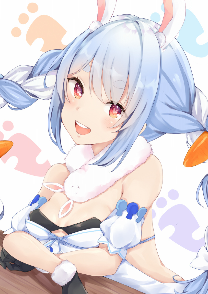 1girl animal_ears bangs bare_shoulders black_gloves blue_hair blush bow bowtie braid breasts brown_hair carrot_hair_ornament commentary_request eyebrows_visible_through_hair food_themed_hair_ornament fur_collar gloves hair_ornament head_tilt highres hololive looking_at_viewer multicolored_hair open_mouth pom_pom_(clothes) puffy_sleeves rabbit_ears roriwanko shiny shiny_hair simple_background small_breasts smile tied_hair twin_braids twintails two-tone_hair upper_body usada_pekora virtual_youtuber white_hair