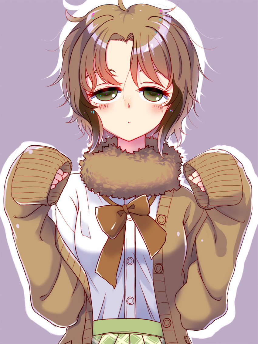 1girl bow bowtie brown_hair buttons cardigan closed_mouth commentary_request fur_collar green_eyes half-closed_eyes hands_up highres jeff17 kemono_friends looking_at_viewer messy_hair multicolored_hair off_shoulder open_cardigan open_clothes partially_translated paw_pose shirt shirt_tucked_in short_hair skirt sleepy sleeves_past_wrists sloth_(kemono_friends) solo translation_request two-tone_hair unbuttoned upper_body white_shirt