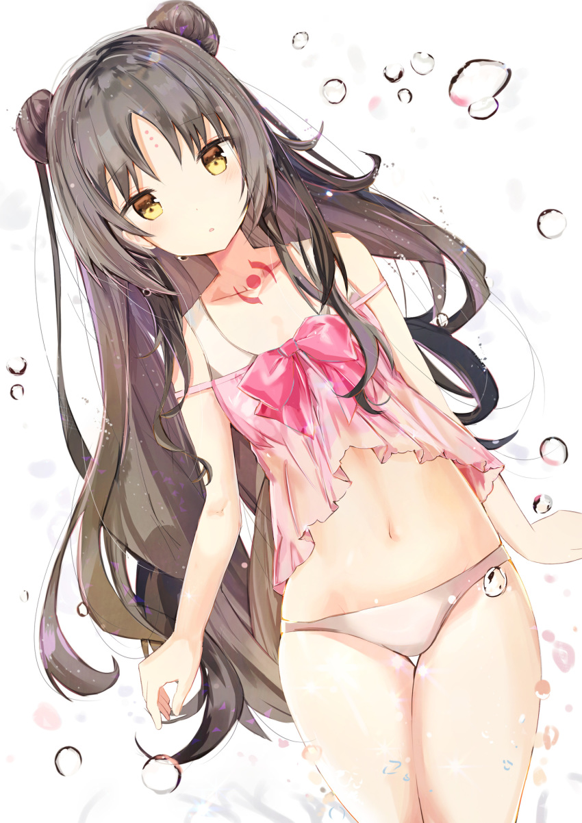 1girl bangs bare_shoulders black_hair blush breasts chest_tattoo dedeko double_bun facial_mark fate/grand_order fate_(series) forehead_mark highres leaning_to_the_side long_hair looking_at_viewer navel open_mouth parted_bangs pink_swimsuit sesshouin_kiara sesshouin_kiara_(lily) small_breasts swimsuit tattoo thighs very_long_hair wavy_hair white_background yellow_eyes