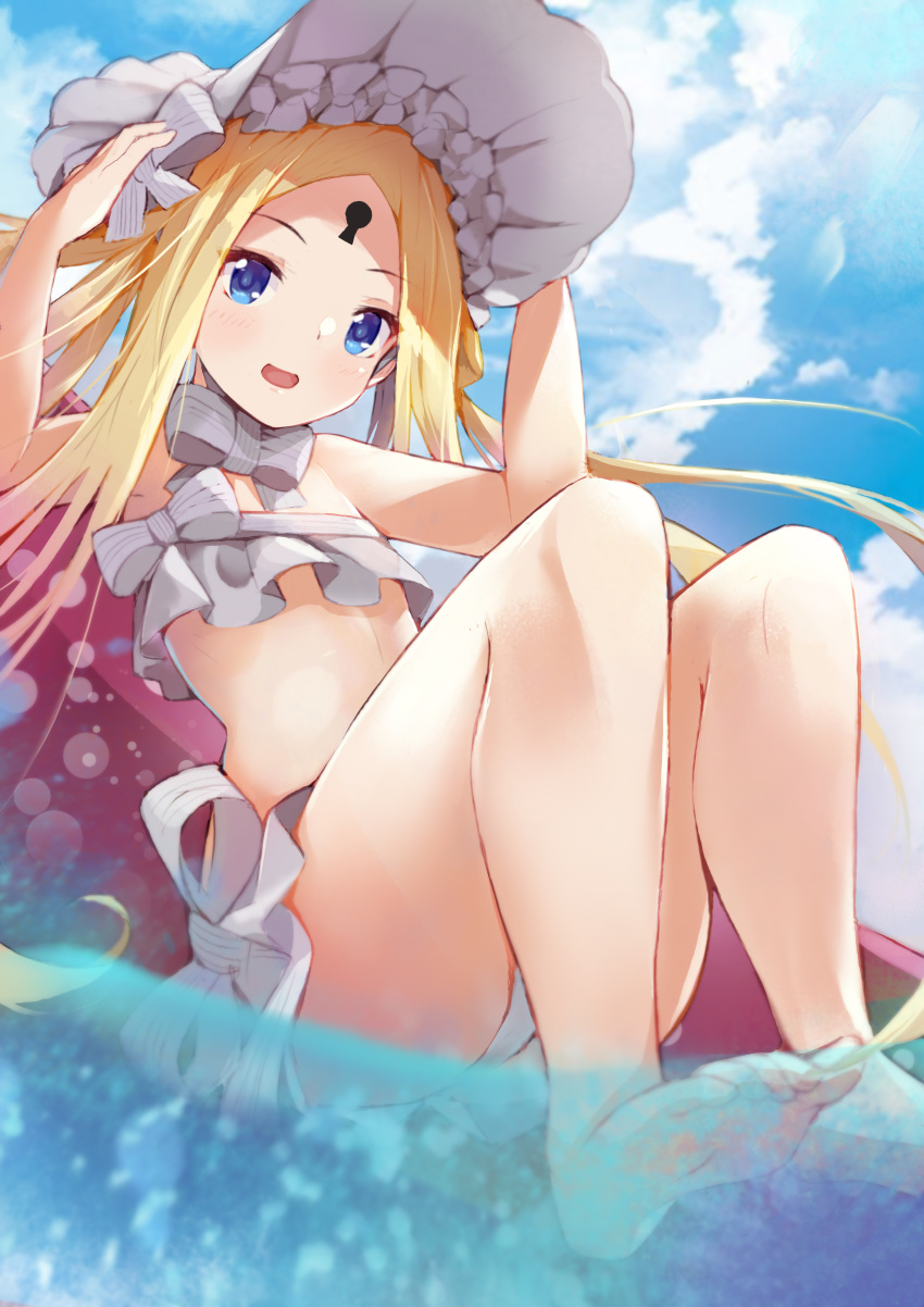 1girl :d abigail_williams_(swimsuit_foreigner)_(fate) absurdres arms_up bangs bare_arms bare_legs bare_shoulders barefoot bikini blonde_hair blue_eyes blue_sky blush bonnet bow clouds commentary_request day fate/grand_order fate_(series) flat_chest foot_out_of_frame forehead hair_bow hands_on_headwear highres long_hair looking_at_viewer navel open_mouth orange_bow outdoors parted_bangs piliheros2000 sidelocks sky smile solo swimsuit thighs very_long_hair water white_bikini white_bow white_headwear