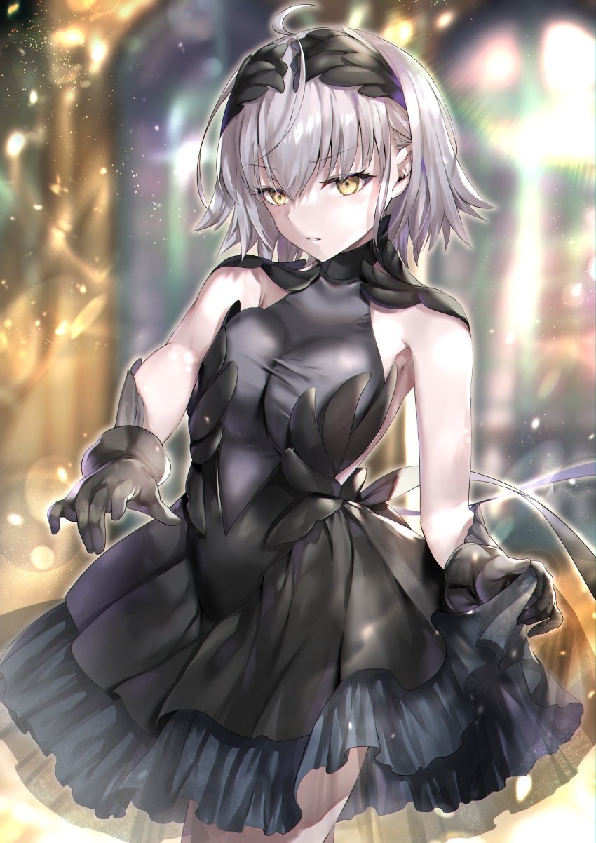 1girl absurdres ahoge bangs black_dress black_gloves blurry blurry_background breasts cowboy_shot dress eyebrows_visible_through_hair fate/grand_order fate_(series) gloves hane_yuki headpiece highres huge_filesize jeanne_d'arc_(alter)_(fate) jeanne_d'arc_(fate)_(all) large_breasts looking_at_viewer outstretched_arm short_hair silver_hair skirt_hold solo yellow_eyes