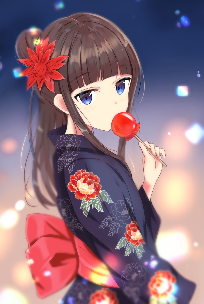 1girl back_bow bangs blue_eyes blue_kimono blunt_bangs blurry blurry_background bow brown_hair candy_apple eating eyebrows_visible_through_hair floral_print flower food gradient gradient_background hair_bun hair_flower hair_ornament hidden_mouth highres holding holding_food japanese_clothes kimono long_hair looking_at_viewer looking_to_the_side obi original ponytail print_kimono sash sidelocks so_korokoro solo sparks yukata