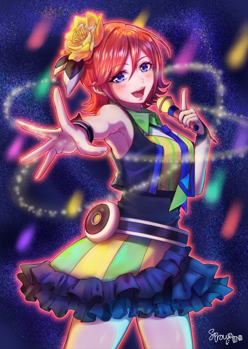 1girl blue_eyes flower hair_flower hair_ornament highres holding holding_microphone idol kaname_buccaneer looking_at_viewer macross macross_delta microphone music open_hand redhead shiroro_yuki short_hair singing solo