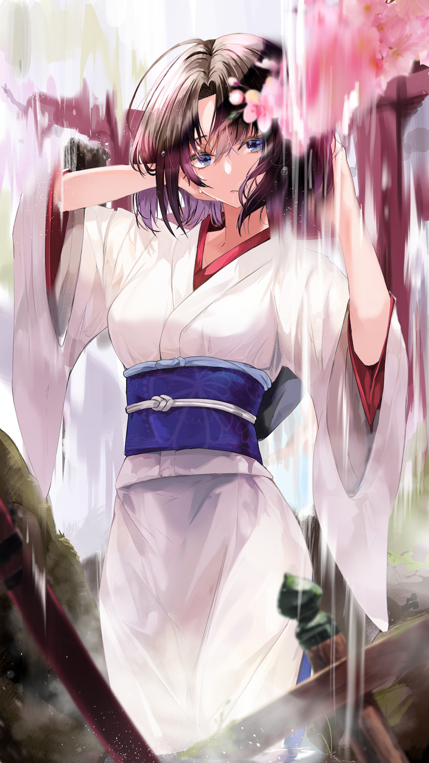 1girl ahoge bangs blue_eyes brown_hair closed_mouth commentary_request day eyebrows_visible_through_hair fate/grand_order fate_(series) feet_out_of_frame gradient_hair highres japanese_clothes kara_no_kyoukai kimono kooemong long_sleeves looking_at_viewer multicolored_hair obi outdoors parted_bangs purple_hair ryougi_shiki sash solo standing steam torii water white_kimono wide_sleeves