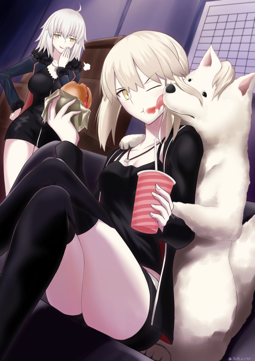 2girls ahoge alternate_costume animal artoria_pendragon_(all) black_dress black_jacket blonde_hair blue_coat breasts cavall_the_2nd coat commentary_request dog dress eating eyebrows_visible_through_hair fate/grand_order fate_(series) food fur-trimmed_coat fur_trim hair_between_eyes hamburger highres holding holding_food indoors jacket jeanne_d'arc_(alter)_(fate) jeanne_d'arc_(fate)_(all) jet_black_king_of_knights_ver._shinjuku_1999 jewelry large_breasts licking long_sleeves multiple_girls necklace one_eye_closed saber_alter shidou_(x_2903) short_dress short_hair short_shorts shorts silver_hair sitting small_breasts thigh-highs twitter_username white_dog wicked_dragon_witch_ver._shinjuku_1999 yellow_eyes
