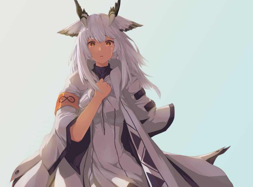 1girl arknights armband bangs blue_background brown_eyes commentary cowboy_shot crying crying_with_eyes_open dress eyebrows_visible_through_hair gradient gradient_background grey_dress hand_on_own_chest long_hair looking_at_viewer parted_lips pointy_hair ptilopsis_(arknights) rhine_lab_logo silver_hair solo tears tsukira_(amayadori)