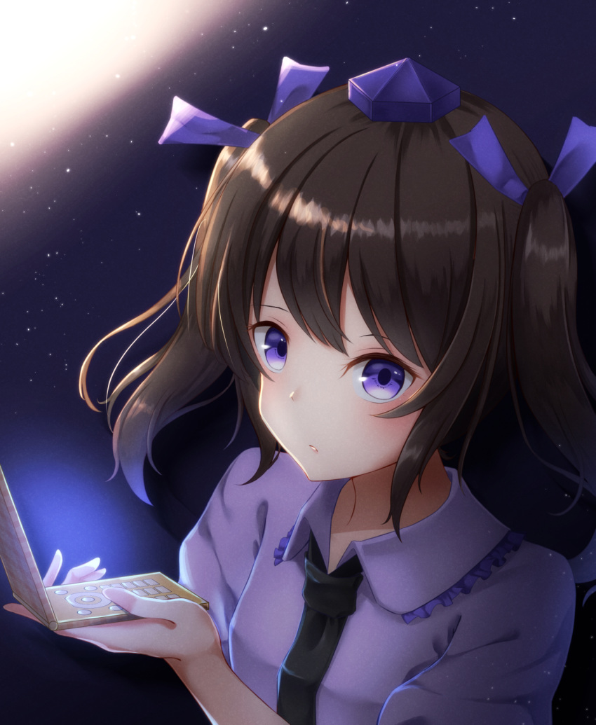 1girl arm_up black_neckwear blue_eyes blue_headwear brown_hair cellphone commentary_request fall_(5754478) flip_phone hair_ribbon hat highres himekaidou_hatate holding holding_phone looking_at_viewer necktie night night_sky parted_lips partial_commentary phone puffy_short_sleeves puffy_sleeves purple_shirt ribbon shiny shiny_hair shirt short_hair short_sleeves sky solo tokin_hat touhou two_side_up upper_body