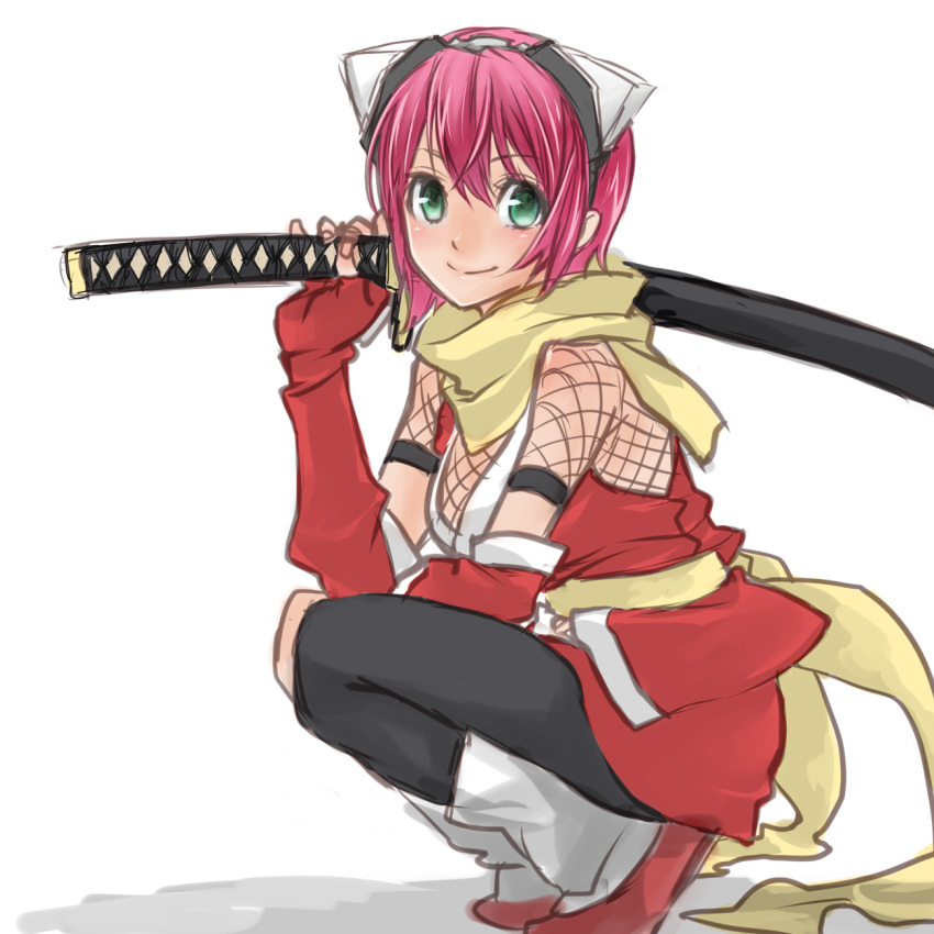 chimari green_eyes highres izuna katana legend_of_the_unemployed_ninja marui_(koedame) pink_hair short_hair smile squat squatting sword weapon