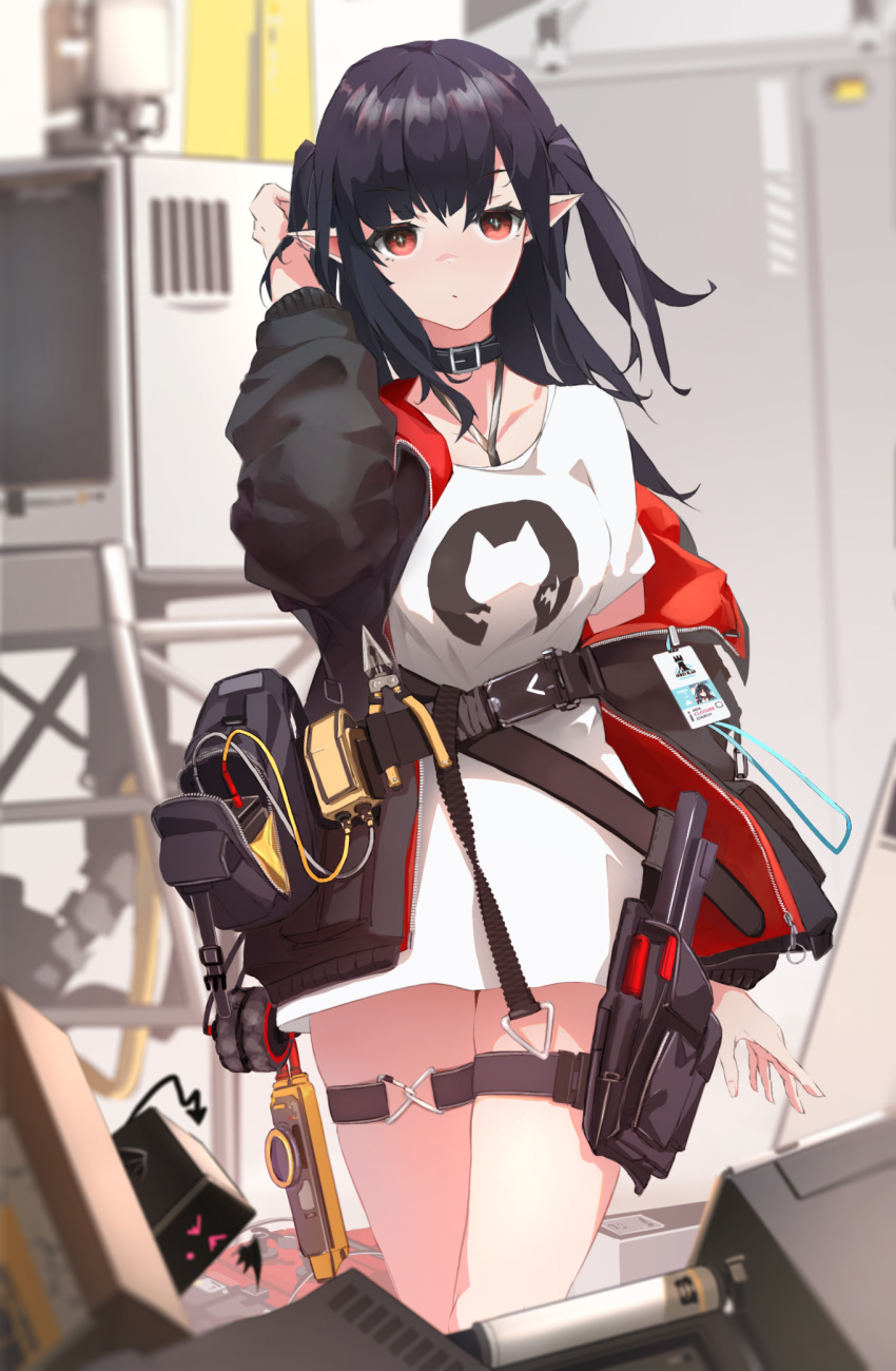 1girl apm1.0 arknights bangs black_choker black_hair black_jacket breasts choker closed_mouth closure_(arknights) collarbone cowboy_shot expressionless eyebrows_visible_through_hair hair_between_eyes highres holding holding_hair id_card jacket lanyard long_hair long_sleeves looking_at_viewer open_clothes open_jacket pointy_ears red_eyes shirt solo thigh_strap tool_belt white_shirt