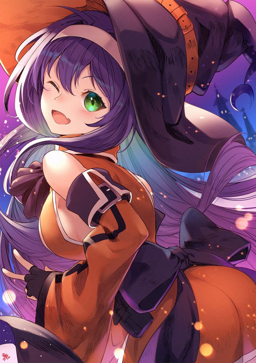 1girl ;d ascot ass back_bow bangs bare_shoulders black_gloves blush bow breasts buckle crescent detached_sleeves dress eyebrows_visible_through_hair fang fingerless_gloves fire_emblem fire_emblem:_path_of_radiance fire_emblem:_radiant_dawn fire_emblem_heroes from_side gloves green_eyes halloween halloween_costume hat highres leaning_forward long_hair long_sleeves looking_at_viewer looking_to_the_side medium_breasts mia_(fire_emblem) nakabayashi_zun one_eye_closed open_mouth orange_dress purple_bow purple_hair purple_headwear purple_neckwear sideboob skin_fang smile solo v very_long_hair witch_hat