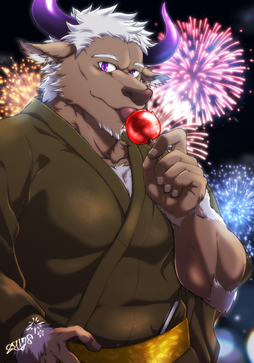 1boy animal_ears bara candy_apple chest chest_hair cow_boy cow_ears cow_horns festival fireworks food furry green_kimono hand_on_hip highres horns japanese_clothes kimono licking looking_at_viewer male_focus muscle purple_horns shennong_(tokyo_afterschool_summoners) short_hair sideburns solo tokyo_houkago_summoners upper_body violet_eyes white_hair yanai_inaya