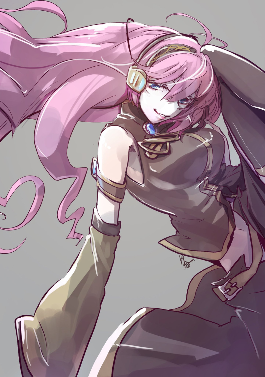 1girl amulet armband bare_shoulders belt black_legwear black_shirt black_skirt blue_eyes commentary dutch_angle gold_trim grey_background grin half-closed_eyes headphones highres katai_ameshi leg_up lips long_hair long_skirt looking_at_viewer megurine_luka midriff navel pink_hair shiny shiny_clothes shirt skirt sleeveless sleeveless_shirt smile solo thigh-highs upper_body very_long_hair vocaloid yellow_sleeves