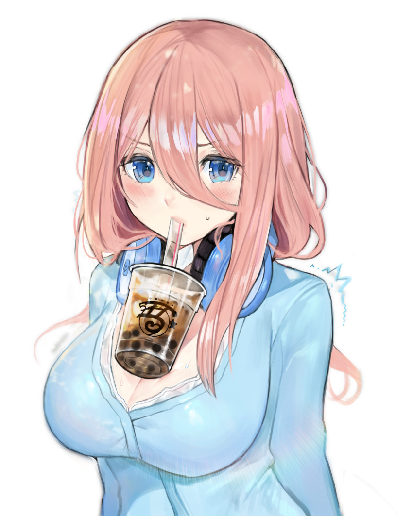 1girl absurdres arms_behind_back blue_eyes breasts bubble_tea bubble_tea_challenge drinking_straw go-toubun_no_hanayome headphones headphones_around_neck highres large_breasts looking_to_the_side najjo nakano_miku redhead solo