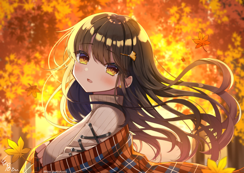 1girl autumn_leaves bangs black_hair blurry blurry_background breasts brown_eyes brown_hair brown_sweater commentary_request depth_of_field eyebrows_visible_through_hair floating_hair from_side hair_between_eyes hair_ornament hairclip itoi_toi leaf leaf_hair_ornament long_hair looking_at_viewer looking_to_the_side maple_leaf medium_breasts original parted_lips plaid ribbed_sweater signature solo sweater tree turtleneck turtleneck_sweater twitter_username upper_body very_long_hair