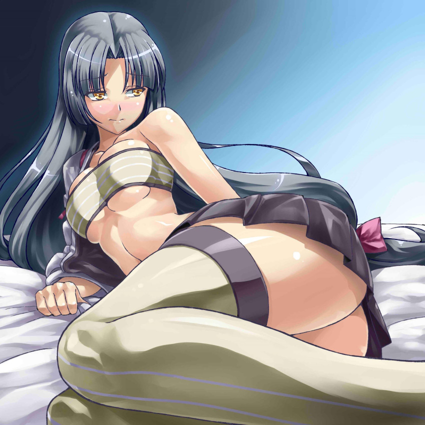 1girl ass bandeau black_hair blush breasts brown_eyes closed_mouth embarrassed h-new highres japanese_clothes kantai_collection large_breasts long_hair low-tied_long_hair miniskirt off_shoulder photoshop_(medium) pleated_skirt revision shouhou_(kantai_collection) skirt solo strapless thigh-highs tukiwani zettai_ryouiki