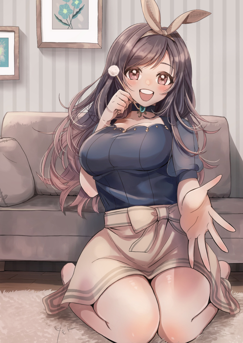 1girl absurdres bare_legs barefoot black_shirt bow bow_hairband breasts brooch brown_eyes brown_hair carpet choker commentary_request couch hair_ribbon hairband highres hinomoto_(momo8843) idolmaster idolmaster_shiny_colors indoors jewelry large_breasts long_hair looking_at_viewer mimikaki miniskirt open_mouth reaching_out ribbon seiza shirt short_sleeves sitting sitting_on_floor skirt solo thick_thighs thighs tsukioka_kogane