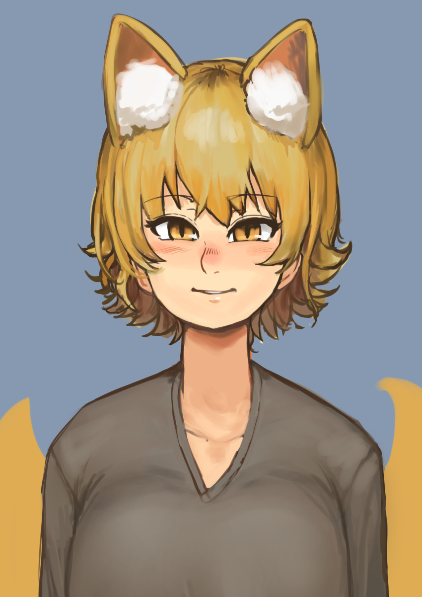 1girl absurdres animal_ear_fluff animal_ears blonde_hair blush chanta_(ayatakaoisii) fox_ears fox_tail grey_background grey_sweater highres looking_at_viewer nose_blush parted_lips short_hair simple_background slit_pupils smile solo sweater tail touhou upper_body v-neck yakumo_ran yellow_eyes