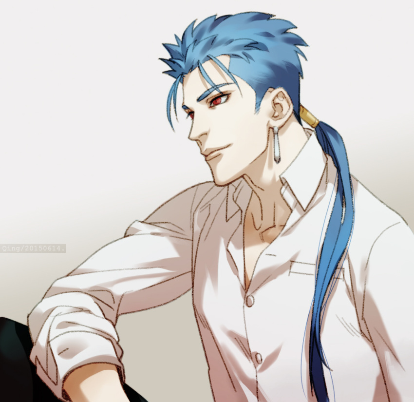 1boy artist_name beads bifanghuanshi blue_hair buttons closed_mouth collared_shirt cu_chulainn_(fate)_(all) dated earrings fate/stay_night fate_(series) hair_beads hair_ornament jewelry lancer long_hair male_focus ponytail red_eyes shirt simple_background sleeves_rolled_up smile solo spiky_hair type-moon white_background