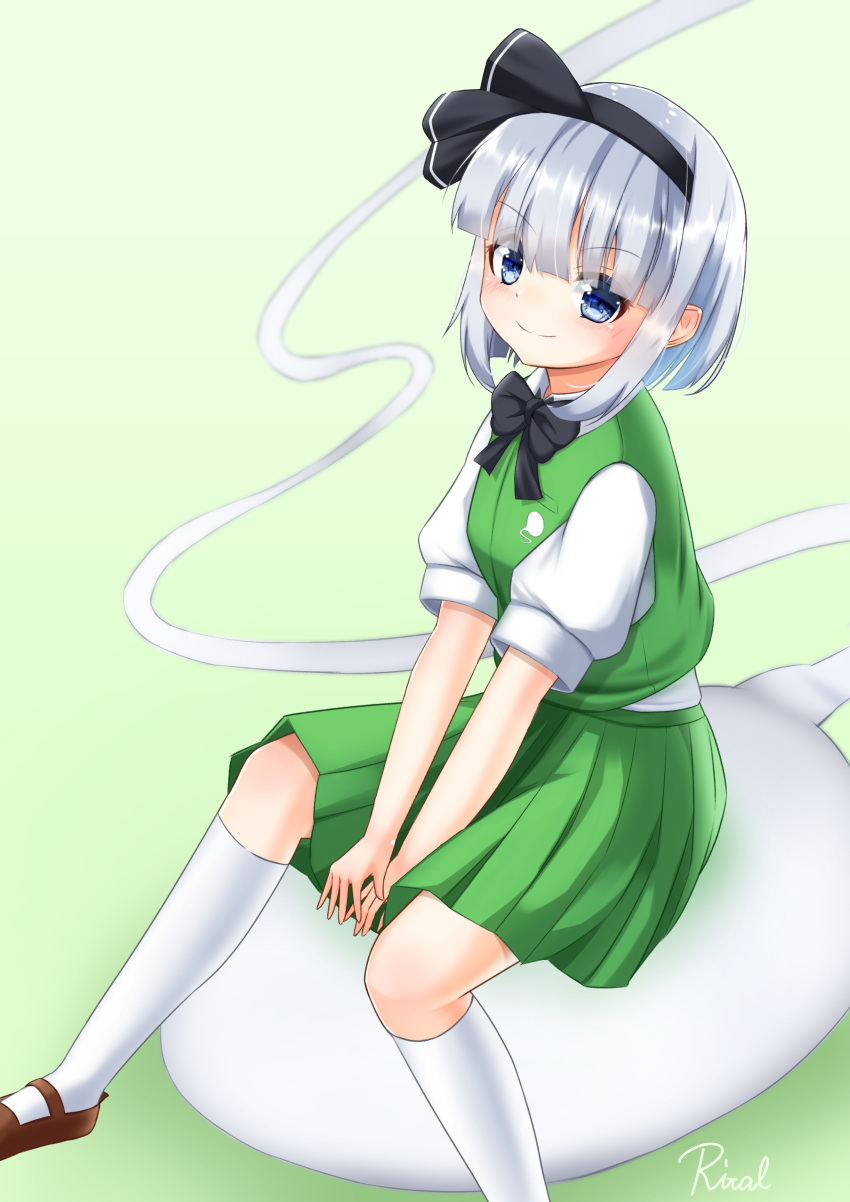 1girl absurdres artist_name bangs black_neckwear blue_eyes bob_cut bow bowtie brown_footwear commentary_request eyebrows_visible_through_hair foot_out_of_frame green_background green_skirt green_vest hair_ribbon highres kneehighs konpaku_youmu konpaku_youmu_(ghost) light_blush looking_at_viewer mary_janes pleated_skirt puffy_short_sleeves puffy_sleeves ribbon rital shirt shoes short_hair short_sleeves silver_hair simple_background sitting skirt smile solo touhou vest white_legwear white_shirt