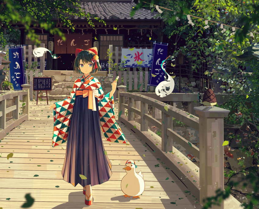 1girl black_hair blue_eyes blurry_foreground bow bridge dango fence food full_body hair_bow hair_ornament highres hololive japanese_clothes kimono koyuki_ekaki leaf looking_at_viewer oozora_subaru shrine solo subaru_duck virtual_youtuber wagashi yukata