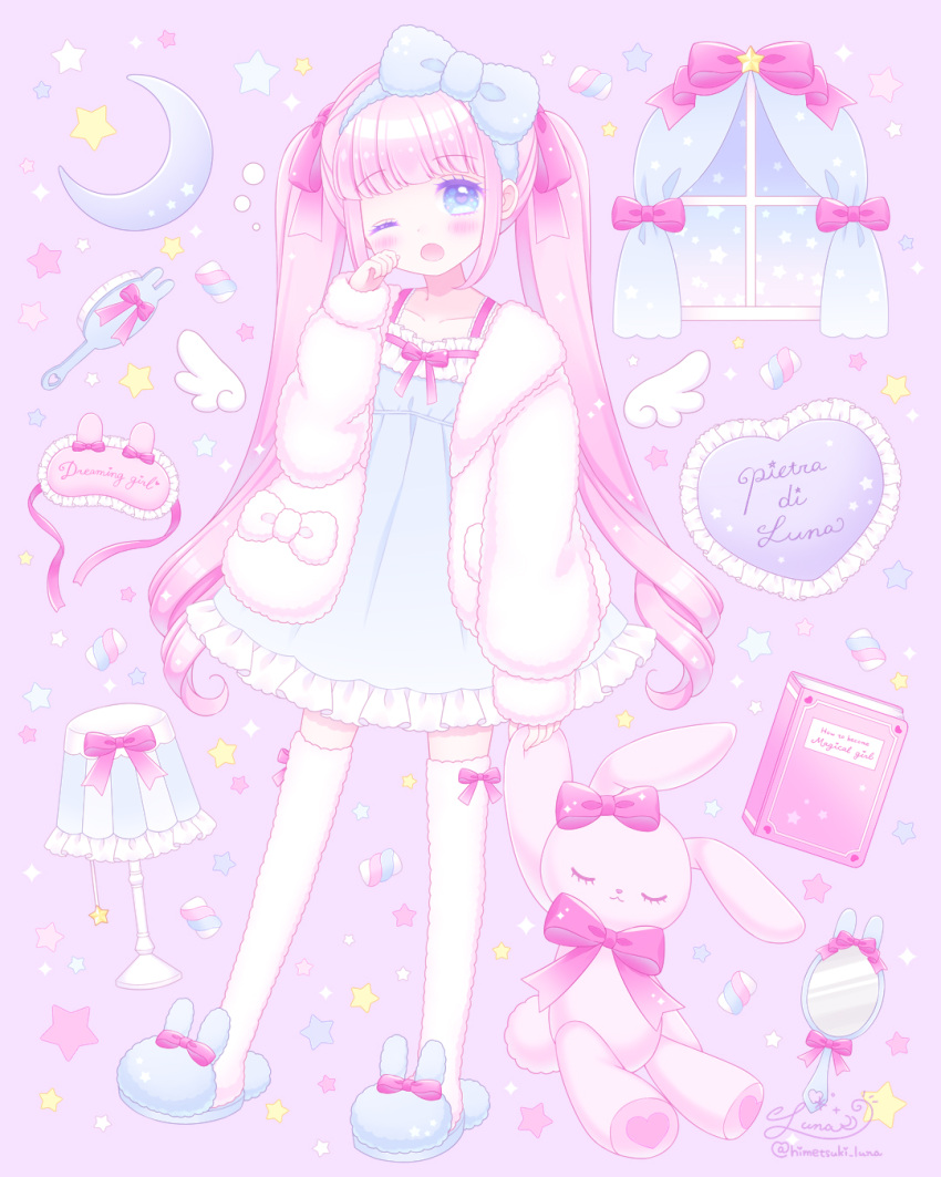 1girl ;o animal_slippers bangs blue_bow blue_dress blue_eyes blue_footwear blue_hairband blush bow bunny_slippers collarbone commentary_request curtains detached_wings dress eyebrows_visible_through_hair frilled_dress frills full_body hair_bow hair_brush hairband hand_mirror heart highres himetsuki_luna holding holding_stuffed_toy jacket lamp lampshade long_hair long_sleeves mini_wings mirror one_eye_closed open_clothes open_jacket open_mouth original pink_background pink_hair puffy_long_sleeves puffy_sleeves sleep_mask sleeves_past_wrists slippers solo standing standing_on_one_leg star_(symbol) stuffed_animal stuffed_bunny stuffed_toy thigh-highs twintails very_long_hair white_jacket white_legwear white_wings window wings