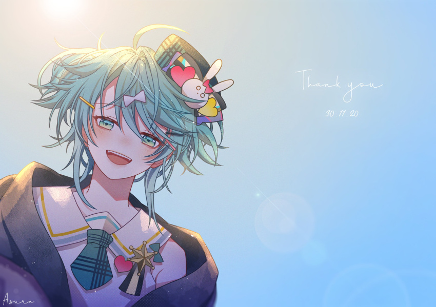 1boy :d ahoge artist_name asr.vy blue_sky dated green_eyes green_hair hair_ornament hairclip hat hat_pin highres holostars jacket kagami_kira lens_flare looking_at_viewer male_focus messy_hair necktie open_mouth otoko_no_ko signature sky smile solo sunlight thank_you upper_body virtual_youtuber