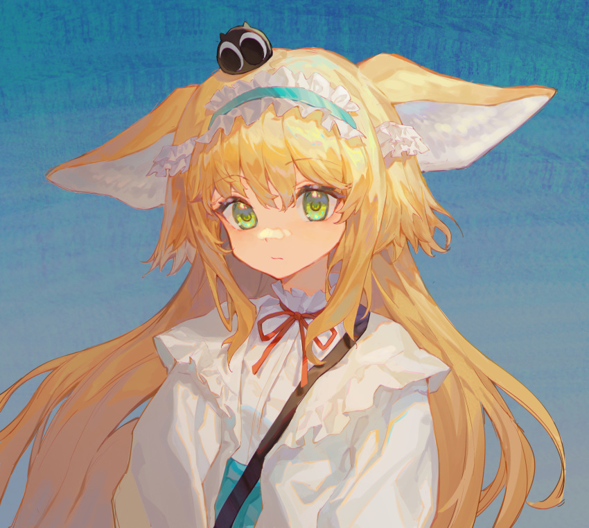 1girl absurdres animal_ear_fluff animal_ears arknights bangs blonde_hair blue_background blue_hairband blue_skirt closed_mouth commentary_request crossover fox_ears frilled_hairband frills green_eyes hair_between_eyes hairband heixiu high-waist_skirt highres jacket kitsune looking_at_viewer neck_ribbon open_clothes open_jacket qingshu red_ribbon ribbon shirt skirt suzuran_(arknights) suzuran_(spring_praise)_(arknights) the_legend_of_luo_xiaohei upper_body white_jacket white_shirt