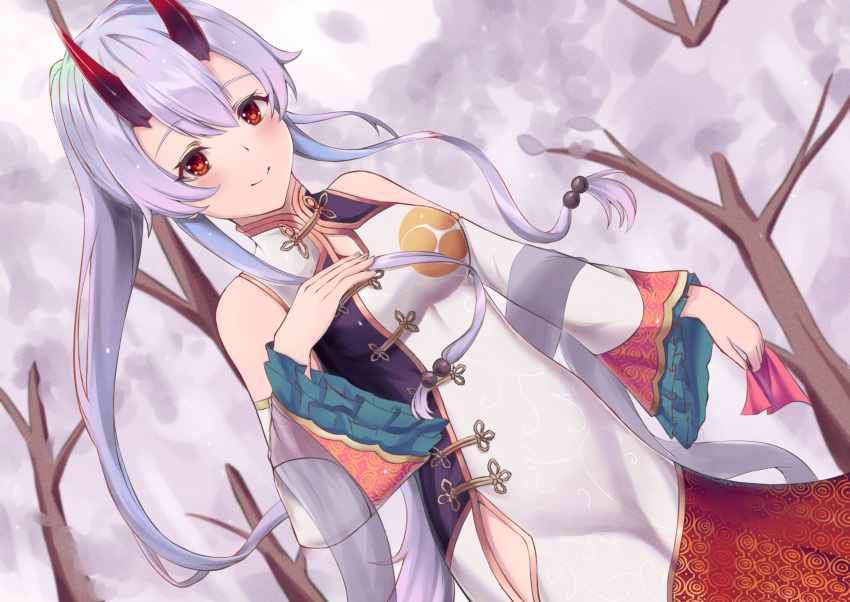 1girl blush breasts china_dress chinese_clothes detached_sleeves dress dutch_angle fate/grand_order fate_(series) hair_between_eyes heroic_spirit_traveling_outfit highres horns huge_filesize long_dress long_hair looking_at_viewer medium_breasts oni_horns red_eyes red_horns silver_hair sleeveless sleeveless_dress smile solo tapume tomoe_gozen_(fate/grand_order) tree very_long_hair white_dress white_sleeves wide_sleeves