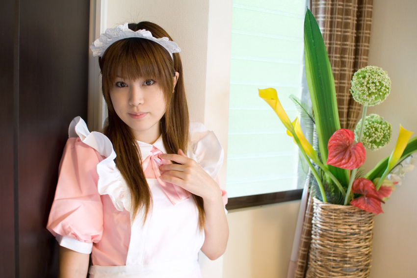 adachi_mikki apron cosplay maid maid_uniform photo